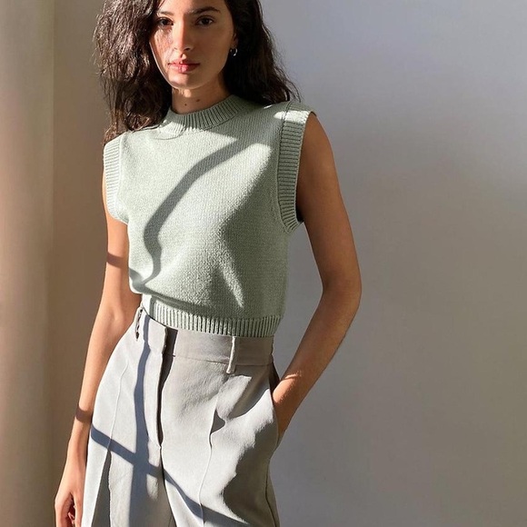 Wilfred aritzia sage green Knit Sweater Vest NWOT size XXS fits more big - Picture 1 of 5